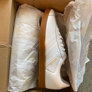 Adidas gazelle gumsoles US 12